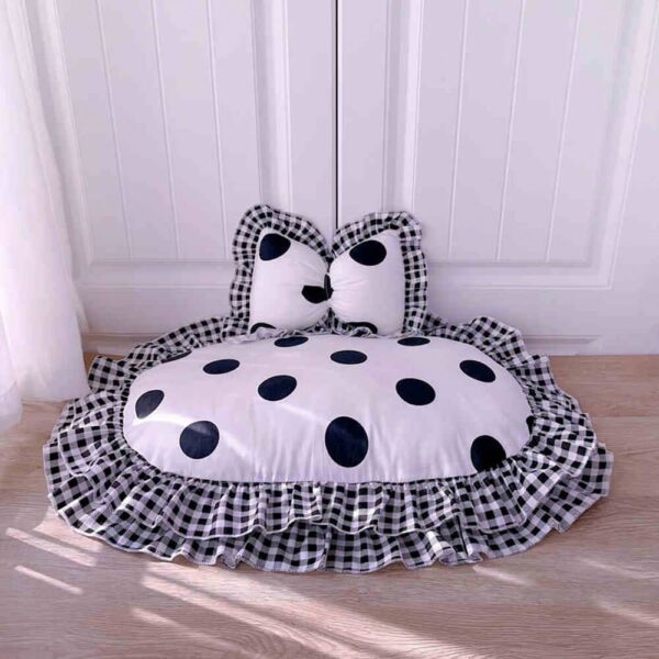 Cute Princess Ruffle Trim Removable Oval Cushion Dog Bed - Image 5